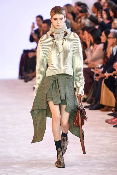 Look 21